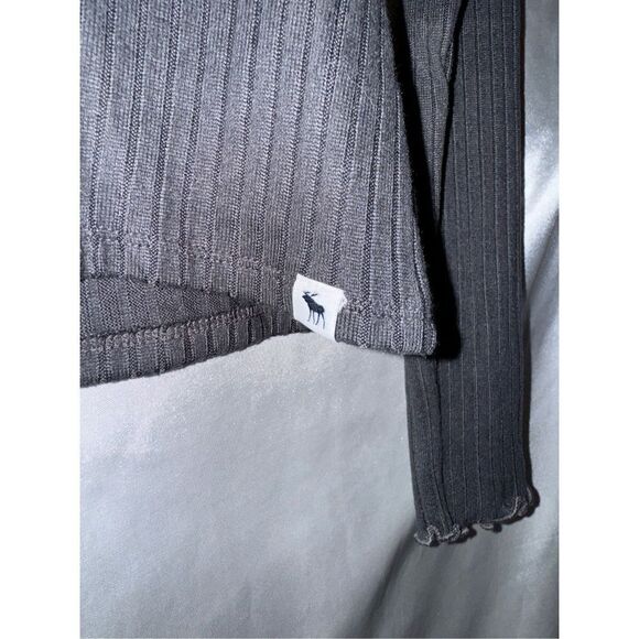 ☔️Abercrombie Kids Mock Neck Long Sleeve Shirt - Picture 4 of 4